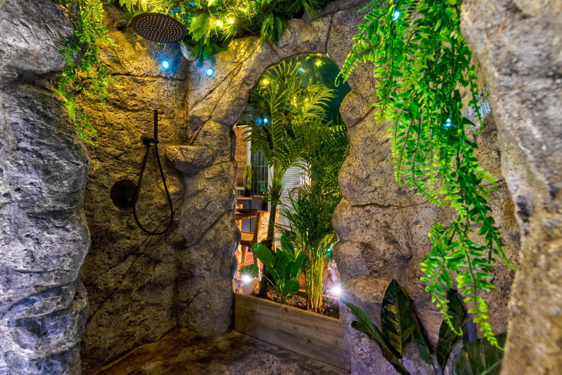 Jungle Love Room Toulouse Luaran gambar